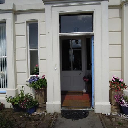 Seascape Largo Bed & Breakfast Lundin Links Екстериор снимка